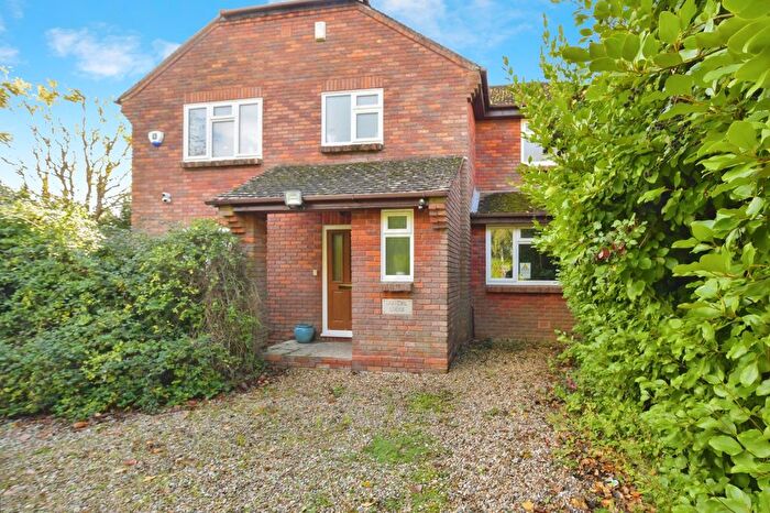 4 Bedroom Detached House For Sale In New Road, Lytchett Minster, Poole, Dorset, BH16