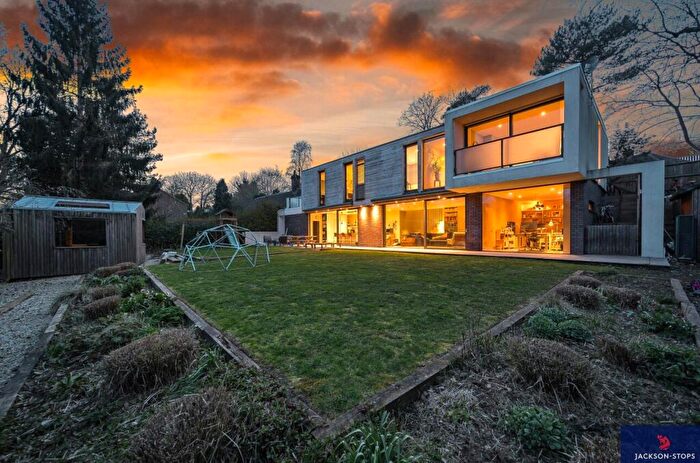 5 Bedroom Detached House For Sale In Bossington Lane, Leighton Buzzard, Bedfordshire, LU7