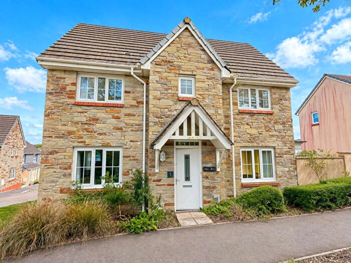 3 Bedroom Semi Detached House For Sale In Mudge Walk, Bodmin, Cornwall, PL31