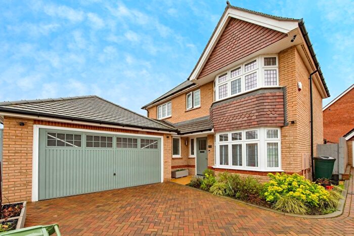 4 Bedroom Detached House For Sale In Millicent Place, Ebbsfleet Valley, Swanscombe, Kent, DA10