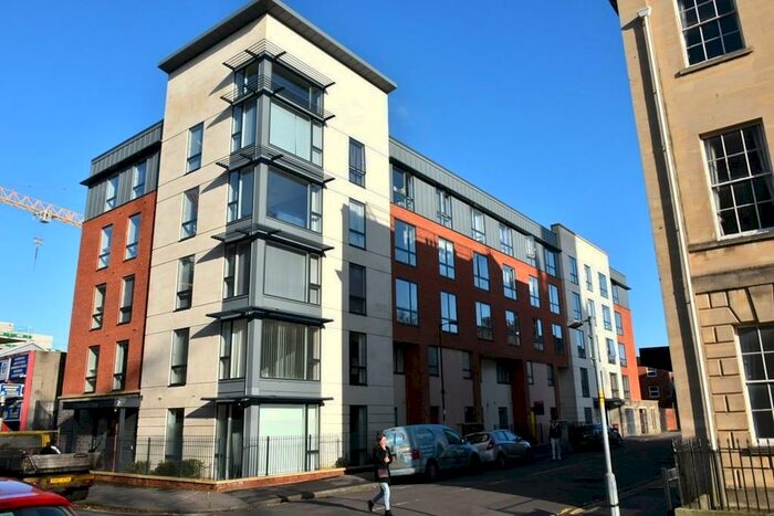 2 Bedroom Apartment To Rent In City Centre, Portland View, BS2