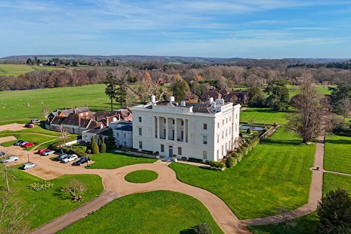 3 Bedroom Mews For Sale In Boderton Mews, Petworth West Sussex, GU28