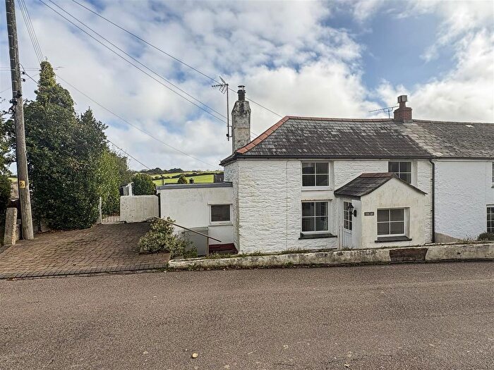 3 Bedroom Semi-Detached House For Sale In Carlidnack Road, Mawnan Smith, Falmouth, TR11