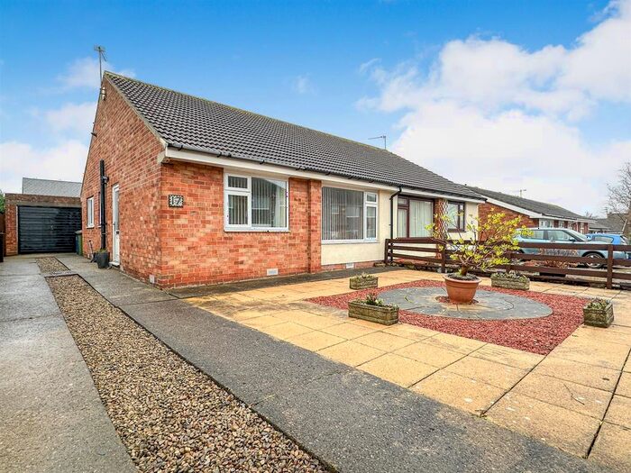 2 Bedroom Semi-Detached Bungalow For Sale In Wilton Bank, Saltburn-By-The-Sea, TS12
