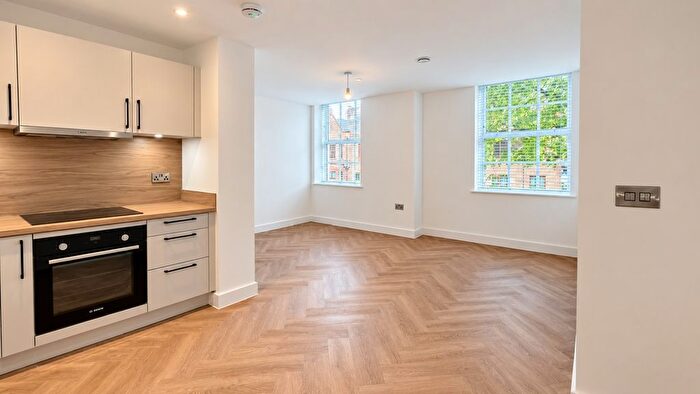 1 Bedroom Flat For Sale In Fountain Court, Steelhouse Lane, Birmingham, West Midlands, B4