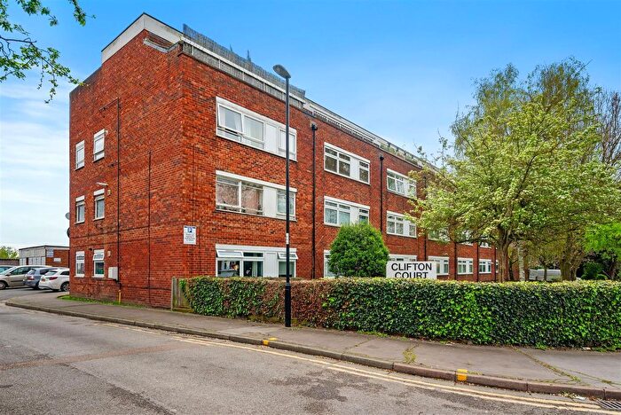 Studio For Sale In Selhurst Road, London, SE25
