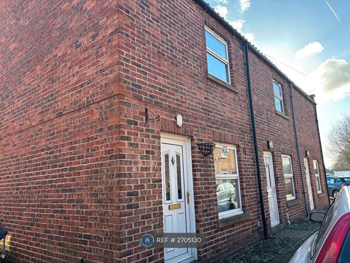 3 Bedroom End Terrace House To Rent In Alma Terrace, Selby, YO8