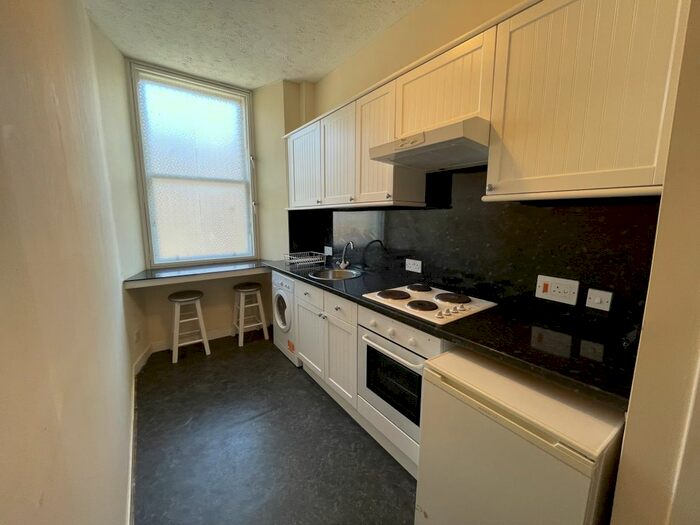 1 Bedroom Flat To Rent In Tay Square, Dundee, DD1