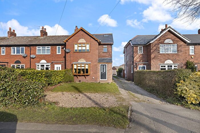 3 Bedroom Property For Sale In Durkar Low Lane, Durkar, Wakefield, WF4