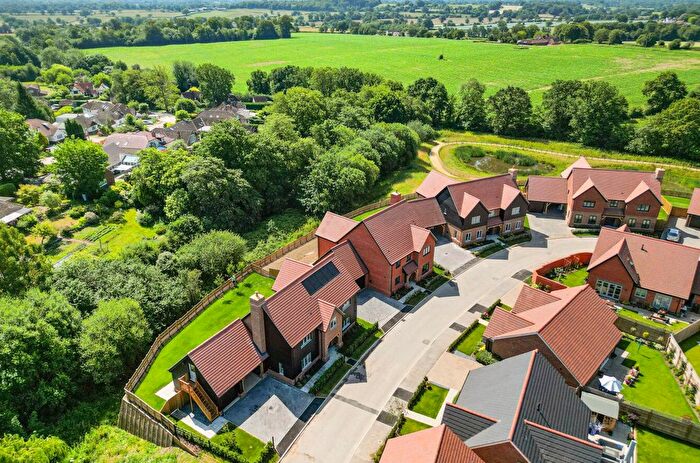 4 Bedroom Detached House For Sale In Shepherds Ridge, Mortimer Common, Reading, Berkshire, RG7
