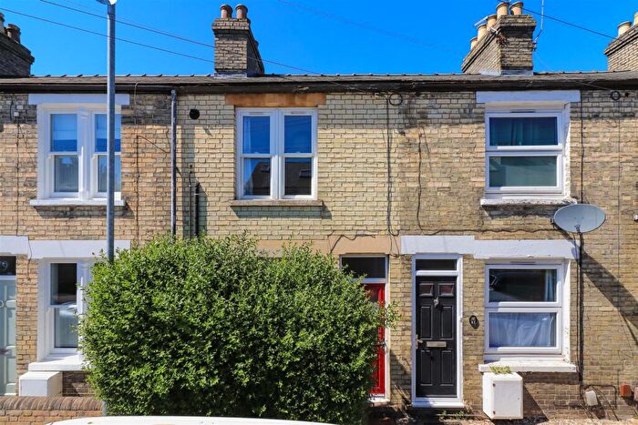 3 Bedroom Terraced House For Sale In Cavendish Road, Cambridge, CB1