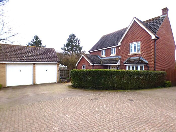 5 Bedroom Detached House For Sale In Holmes Close, NR15