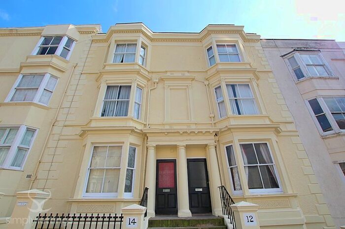 Studio To Rent In York Road, Hove, BN3