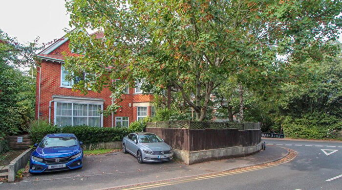 2 Bedroom Apartment To Rent In Surrey Road, Bournemouth, BH4