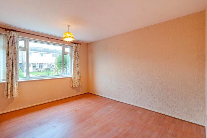 2 Bedroom Bungalow For Sale In Osprey Drive, Caldicot, NP26