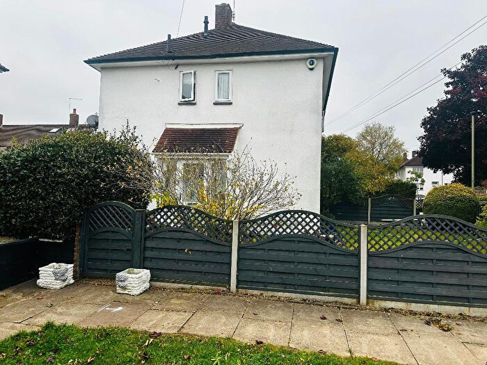 2 Bedroom Semi-Detached House For Sale In Petersham Gardens, Orpington, Kent, BR5