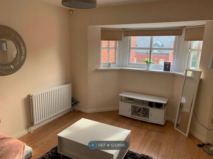 2 Bedroom Flat To Rent In Taylor Court, Carrville, Durham DH1