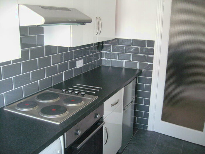 Studio To Rent In Worcester Court, Windlesham Avenue, City Centre, Brighton, BN1