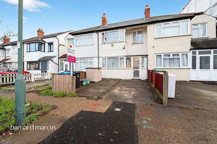 3 Bedroom Terraced House For Sale In Cavendish Road, New Malden, KT3