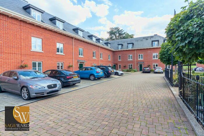 1 Bedroom Flat To Rent In Henmarsh Court, Balls Park, Hertford, SG13