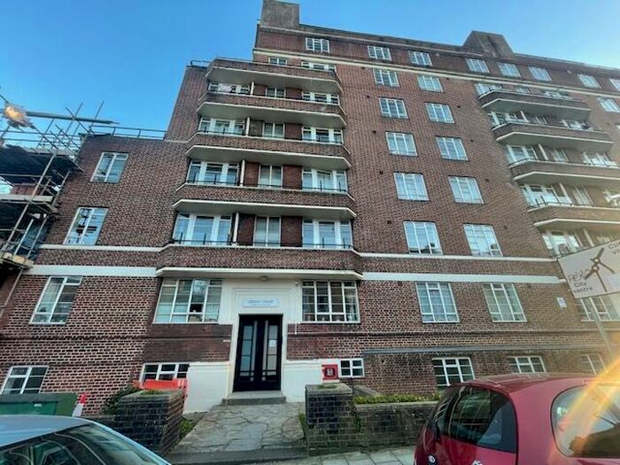 2 Bedroom Flat To Rent In Queens Road, Clifton, Bristol, BS8