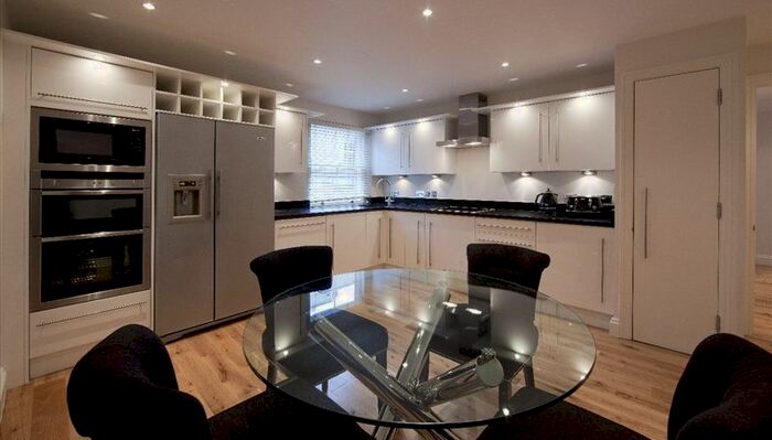 1 Bedroom Property To Rent In Grosvenor Hill, London, W1K