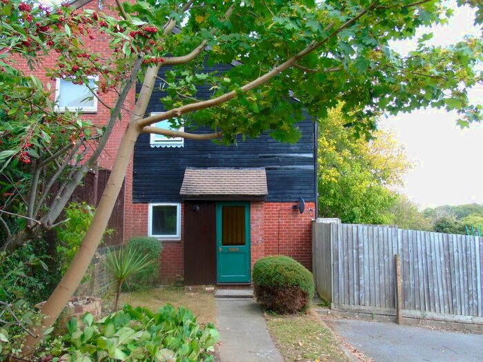 1 Bedroom Semi-Detached House To Rent In Lowden Close, Winchester, SO22