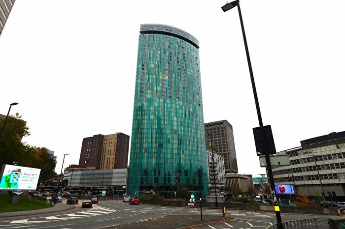 2 Bedroom Apartment For Sale In Holloway Circus Queensway, Birmingham, B1
