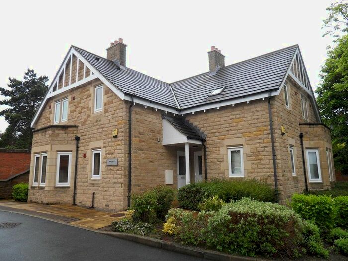 1 Bedroom Flat To Rent In St. Gabriels Court, Horsforth, Leeds, LS18