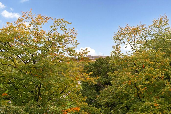 1 Bedroom Flat For Sale In Ormonde Terrace, St John's Wood, London, NW8
