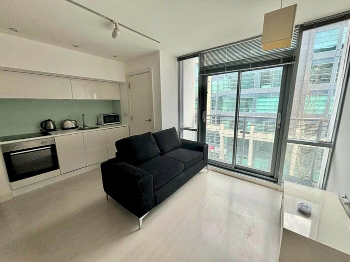 Flat To Rent In Manor Mills, Ingram Street, Leeds, West Yorkshire, LS11