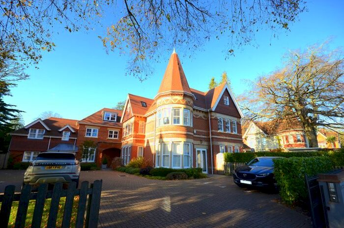 2 Bedroom Flat To Rent In Pinewood Road, Westbourne, Bournemouth BH13