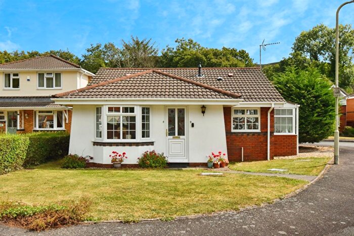 2 Bedroom Detached Bungalow For Sale In Grovers Field, Abercynon, Mountain Ash, CF45