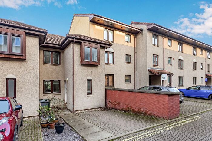 3 Bedroom Terraced House For Sale In New Orchardfield, Leith, Edinburgh, EH6