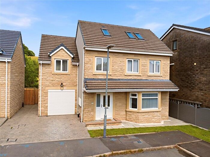 4 Bedroom Detached House For Sale In The Old Sidings, Foulridge, Lancashire, BB8