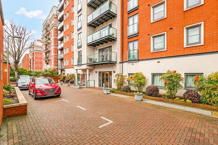 2 Bedroom Flat For Sale In Maida Vale, London, W9