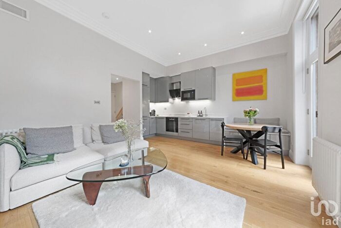 1 Bedroom Flat For Sale In Lanhill Road, London, W9