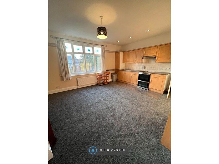 2 Bedroom Flat To Rent In Peverell Park Road, Plymouth, PL3