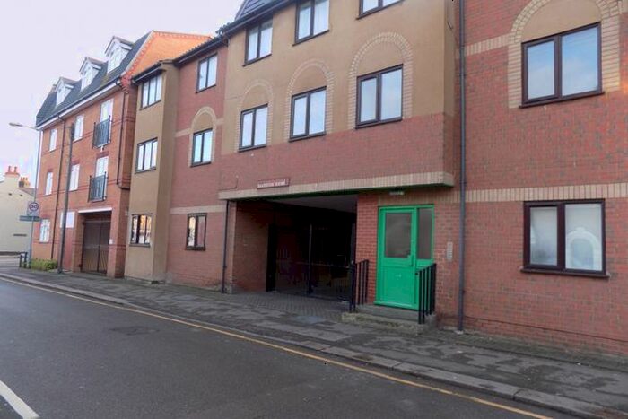 Studio To Rent In Houghton Mews, Windsor Street, Luton, Bedfordshire, LU1