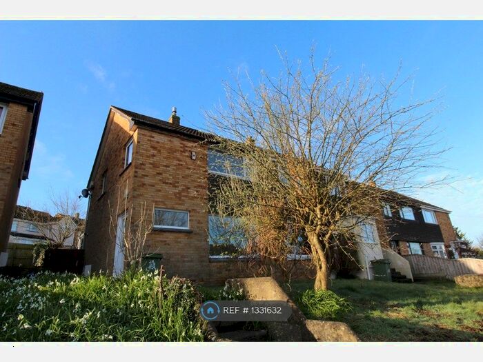 3 Bedroom Terraced House To Rent In Tennacott Heights, Bideford, EX39