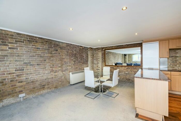 2 Bedroom Flat To Rent In Mill Street, London SE1