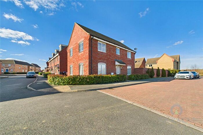 4 Bedroom Detached House To Rent In Mayfly Road, Pineham Village, Northampton, NN4
