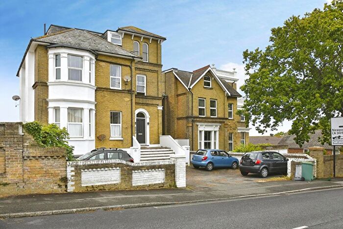 1 Bedroom Block Of Flats To Rent In Alexandra Road, Ryde, PO33