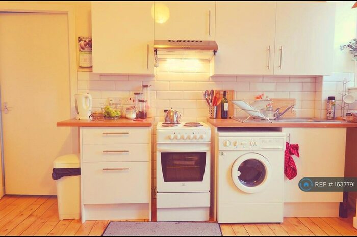 1 Bedroom Flat To Rent In Bonnington Road, Edinburgh, EH6