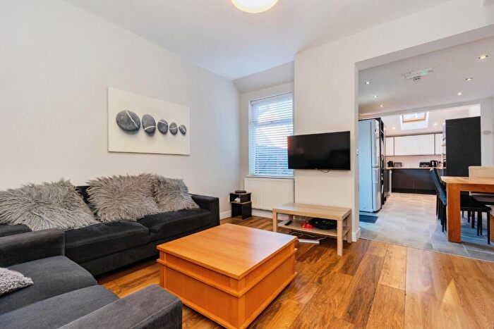 5 Bedroom Terraced House To Rent In Braemar Road, Fallowfield, Manchester, M14