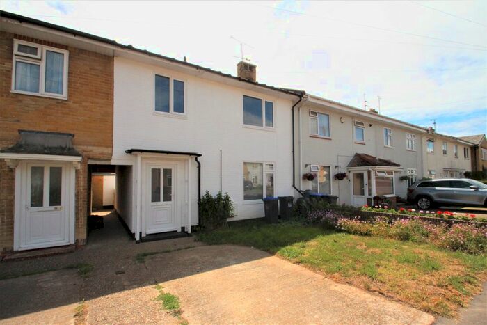 3 Bedroom Terraced House To Rent In Barrington Road, Goring-By-Sea, BN12