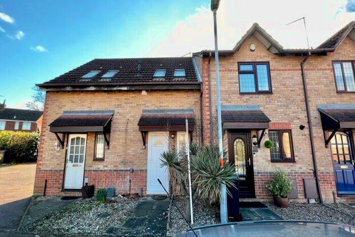 1 Bedroom Terraced House To Rent In Marseilles Close, Northampton, NN5