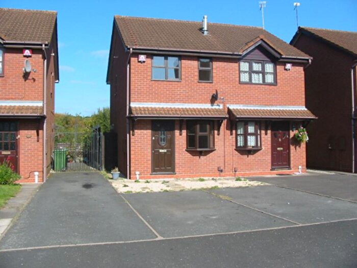 2 Bedroom Semi-Detached House To Rent In Round Street, Netherton, Dudley, West Midlands, DY2