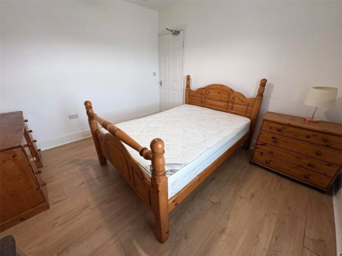 1 Bedroom Terraced House To Rent In Warrington Road, Newcastle Upon Tyne, NE4