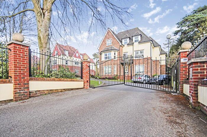 2 Bedroom Flat To Rent In Forest Road, Branksome Park, BH13